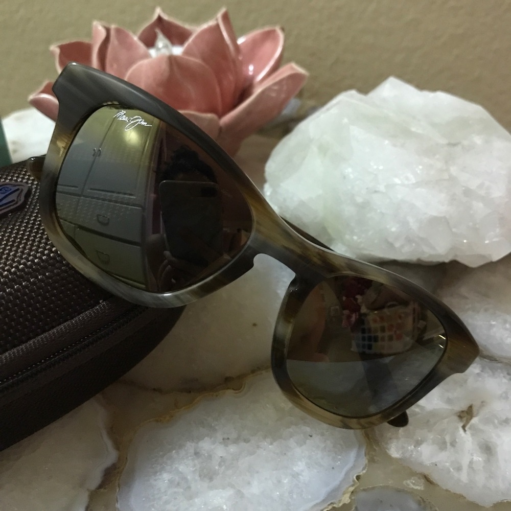 Ka’a Point Sunglasses